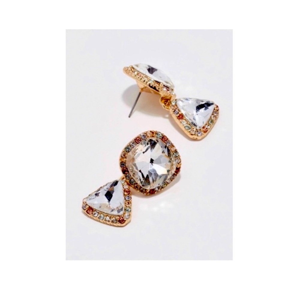 Bauble Bar Orla Drop Earrings. 
New in Box. 
Retail- $60 - Picture 2 of 6
